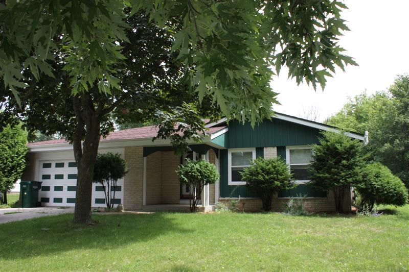 970 S Knollwood, Saukville, WI 53080