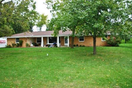 4720 Parkhurst Dr., Brookfield, WI 53045