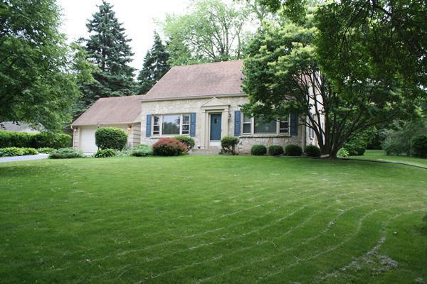 11625 W Underwood Pkwy, Wauwatosa, WI 53226