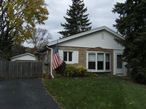 5761 N River Forest Dr., Glendale, WI 53209