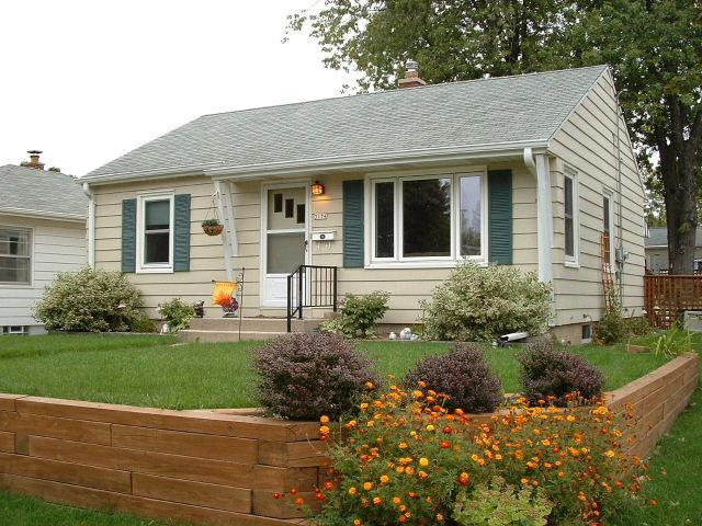 3174 S 57th St, Milwaukee, WI 53219