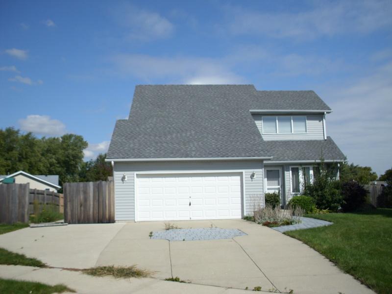 8808 Queensbury Ln, Sturtevant, WI 53177