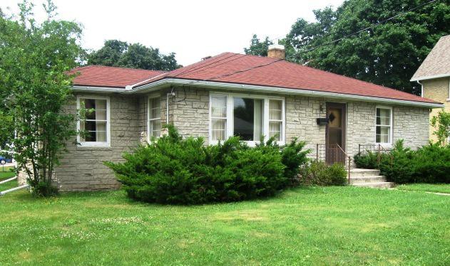 135 N Dewey Ave., Jefferson, WI 53549