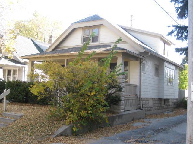 926 N 37th St, Milwaukee, WI 53208