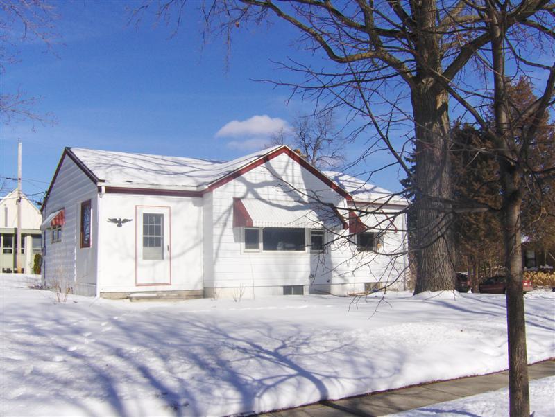 7732 Eagle St., Wauwatosa, WI 53213