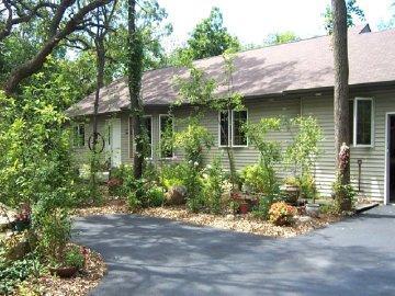 4306 Valley View, Waterford, WI 53185