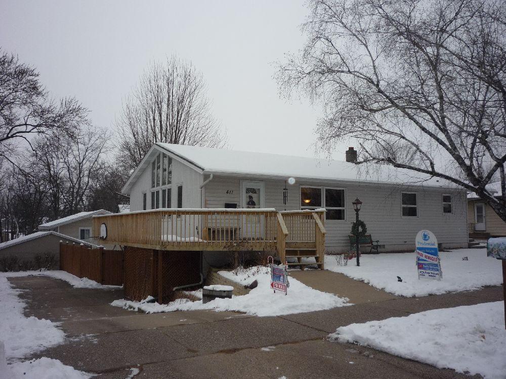 411 N 6th Ave, Onalaska, WI 54650
