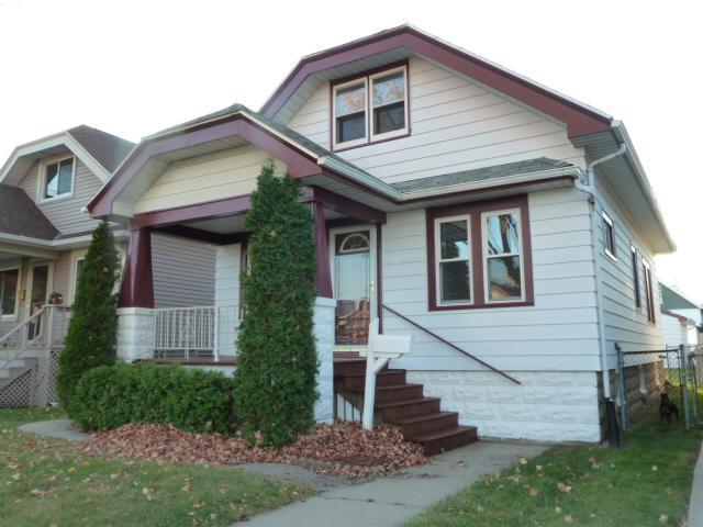 2113 S 59th St, West Allis, WI 53214