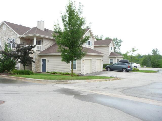 9363 S Cobblestone Way #H, Franklin, WI 53132
