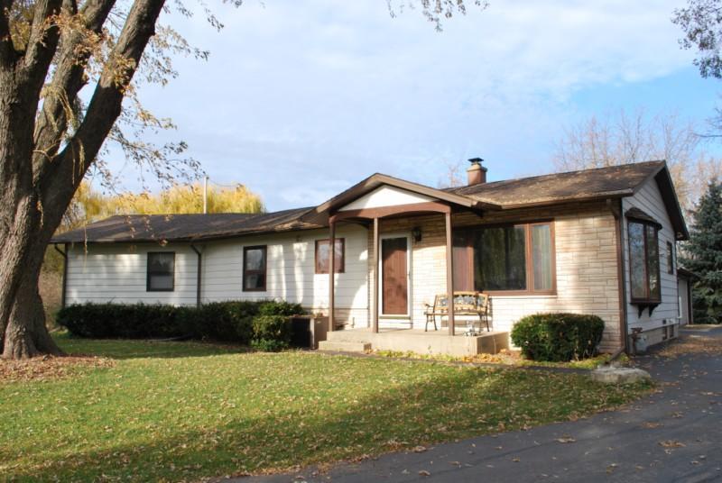 W140N5176 Ridgeway Ln., Menomonee Falls, WI 53051