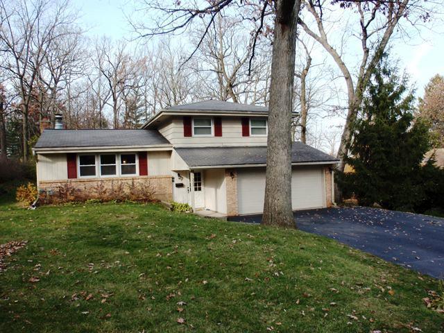 223 2nd St, Pewaukee, WI 53072