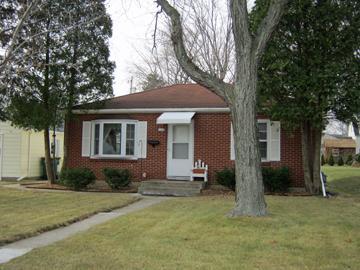 1109 8th Ave., Grafton, WI 53024