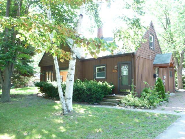 1523 W Mallory Ave, Milwaukee, WI 53221