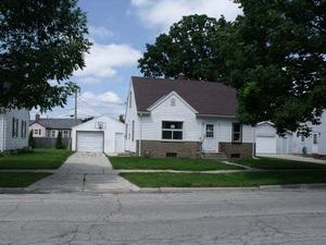 2214 S 17th St, Sheboygan, WI 53081