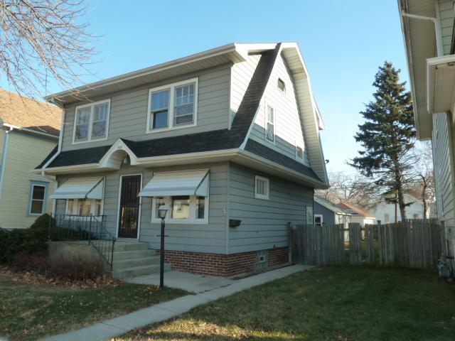 1525 Grove Ave, Racine, WI 53405