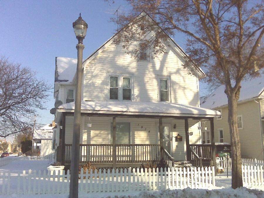 1924 62nd St, Kenosha, WI 53143