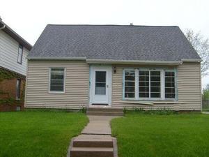1506 S 91st St, West Allis, WI 53214