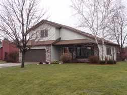 3884 Thornapple Rd, Hartford, WI 53086