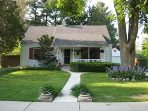 204 W Page St, Elkhorn, WI 53121