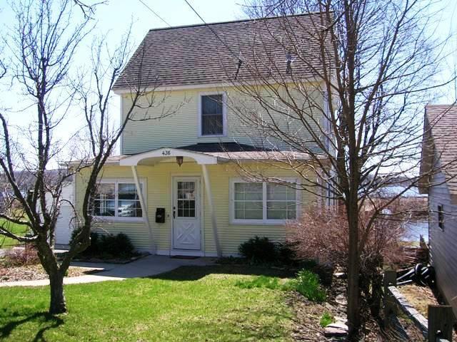 436 W Wisconsin Ave., Pewaukee, WI 53072