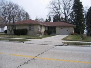 2803 Lakeshore Dr., Sheboygan, WI 53081