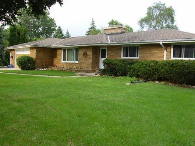 4020 N 162nd St., Brookfield, WI 53005