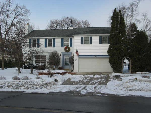 900 E Silver Spring, Whitefish Bay, WI 53217