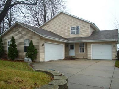 2334 Oakdale Dr #2336, Waukesha, WI 53189