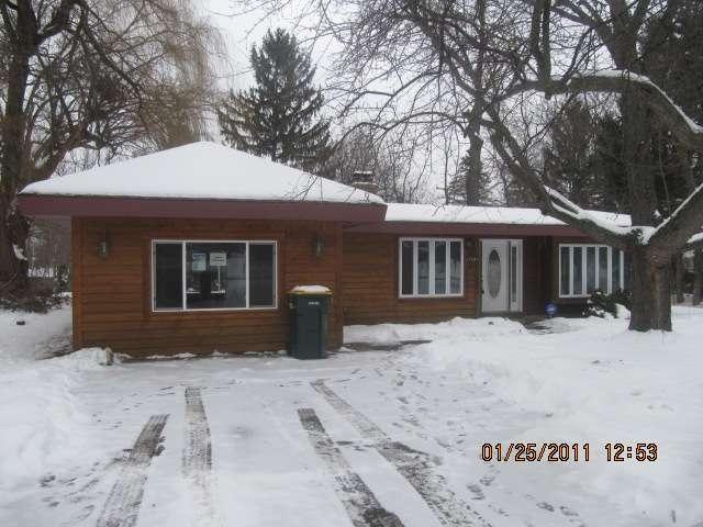 11400 Arrowhead Tr., Hales Corners, WI 53130