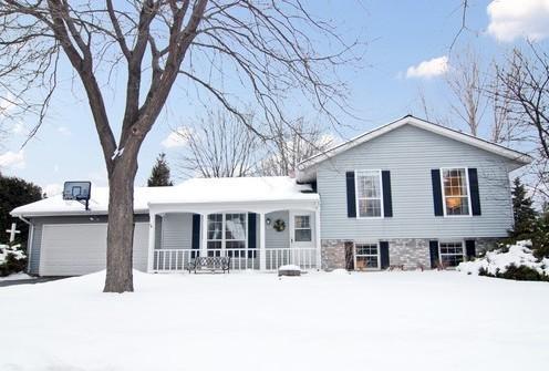 1744 Pine Ct, Grafton, WI 53024