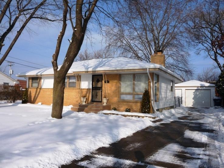 7114 N 37th St, Milwaukee, WI 53209