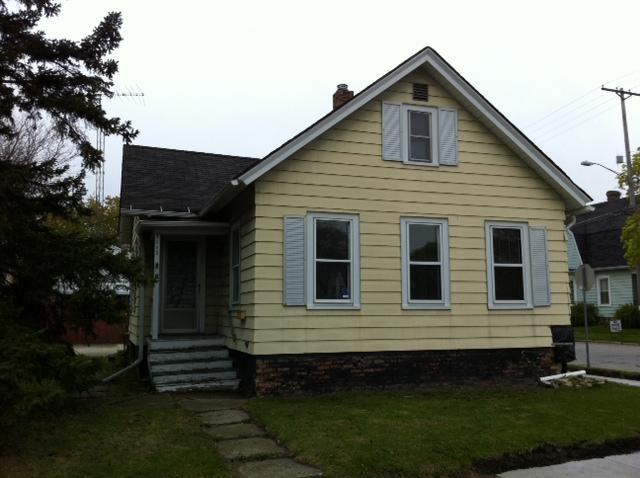 2060 La Salle St., Racine, WI 53402