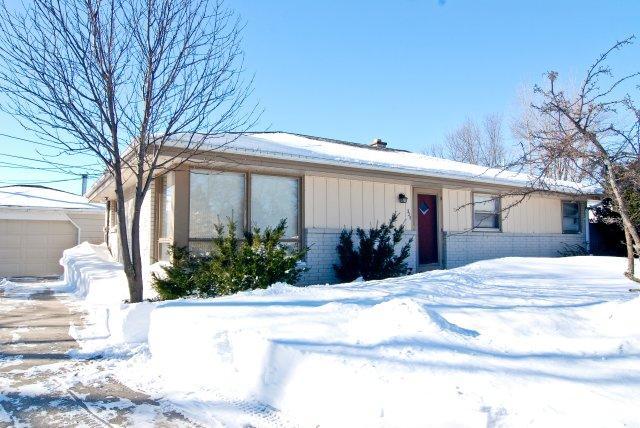 325 Edgewood Ave., South Milwaukee, WI 53172