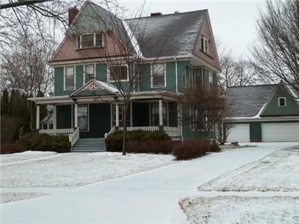 107 E Sherman Ave., Fort Atkinson, WI 53538