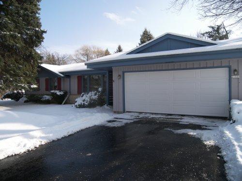 21335 Belgren Rd, Brookfield, WI 53186