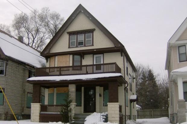 4719 W Garfield Ave, Milwaukee, WI 53208