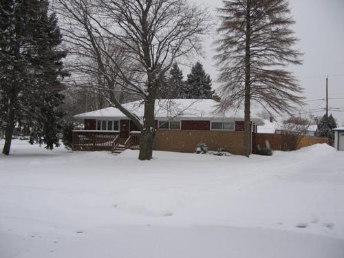 3511 E Ruth Ellen Ln, Oak Creek, WI 53154