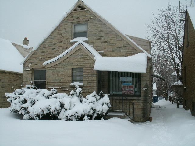 3116 S 16th St, Milwaukee, WI 53215