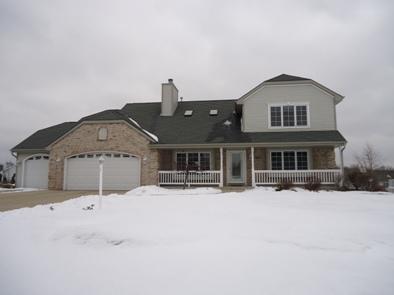 9012 S York Ct., Oak Creek, WI 53154