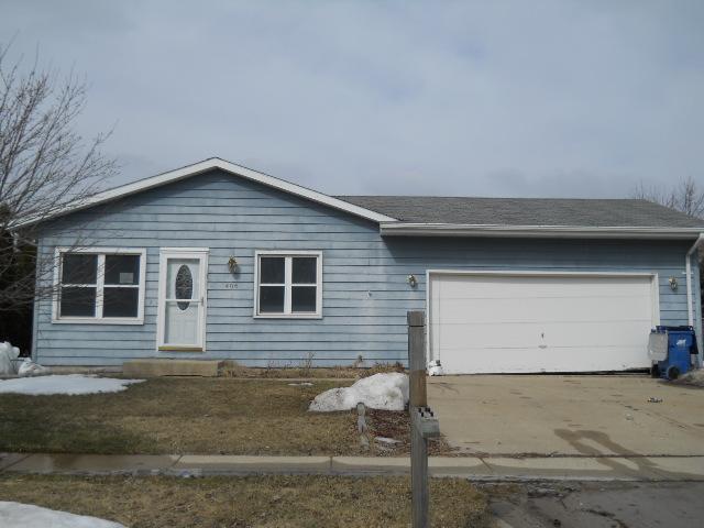 406 Westlawn Ave, Elkhorn, WI 53121