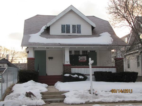 2914 N 38th St, Milwaukee, WI 53210