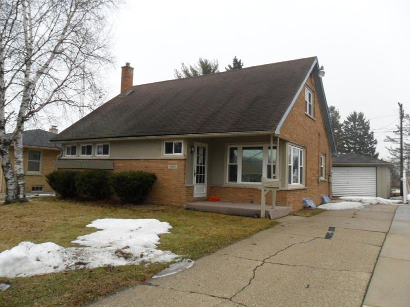 1525 25th St, Kenosha, WI 53140
