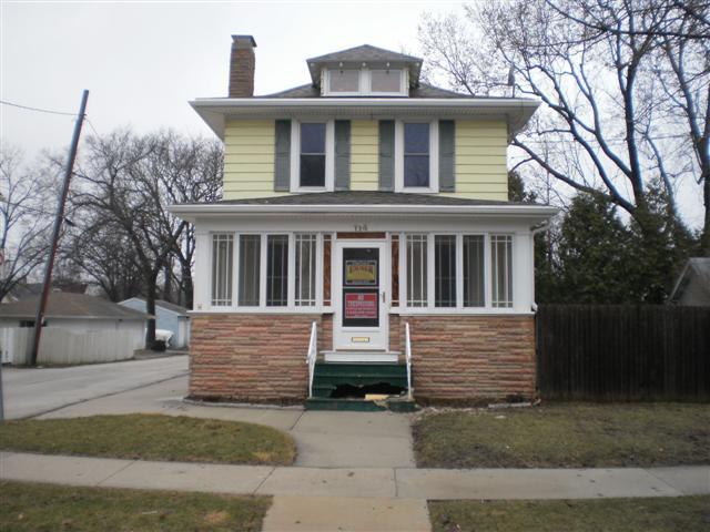 114 Hinman Ave., Waukesha, WI 53186