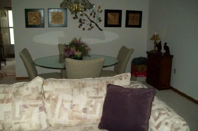 412 Hartford Sq., Hartford, WI 53027