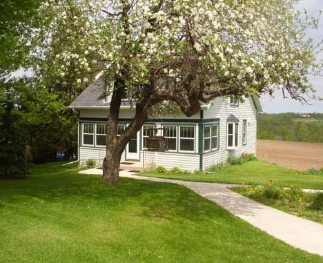 N2823 W County Road A, Cascade, WI 53011