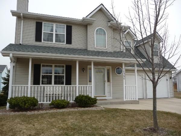 10360 S Oriole Ln., Oak Creek, WI 53154