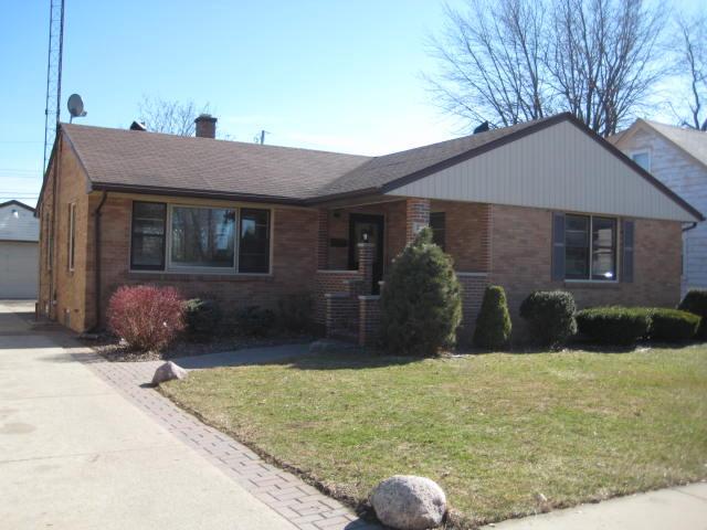 2819 Winthrop Ave, Racine, WI 53403