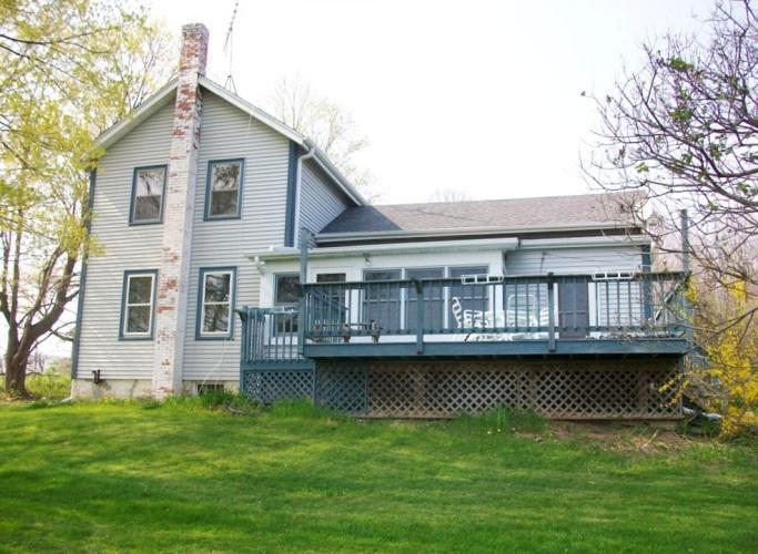 S89 W26390 Edgewood Ave., Vernon, WI 53149