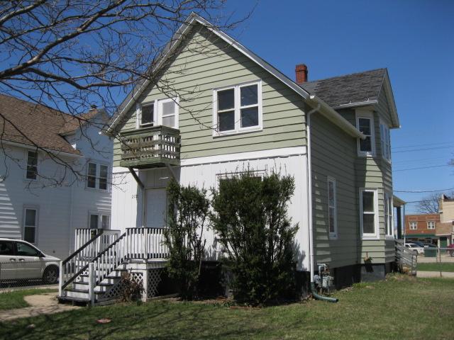 2102 53rd St., Kenosha, WI 53140