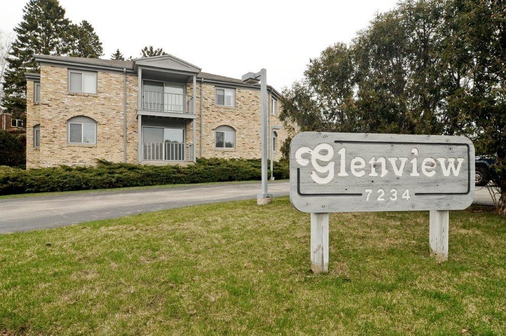 7234 N Green Bay Ave #103, Glendale, WI 53209